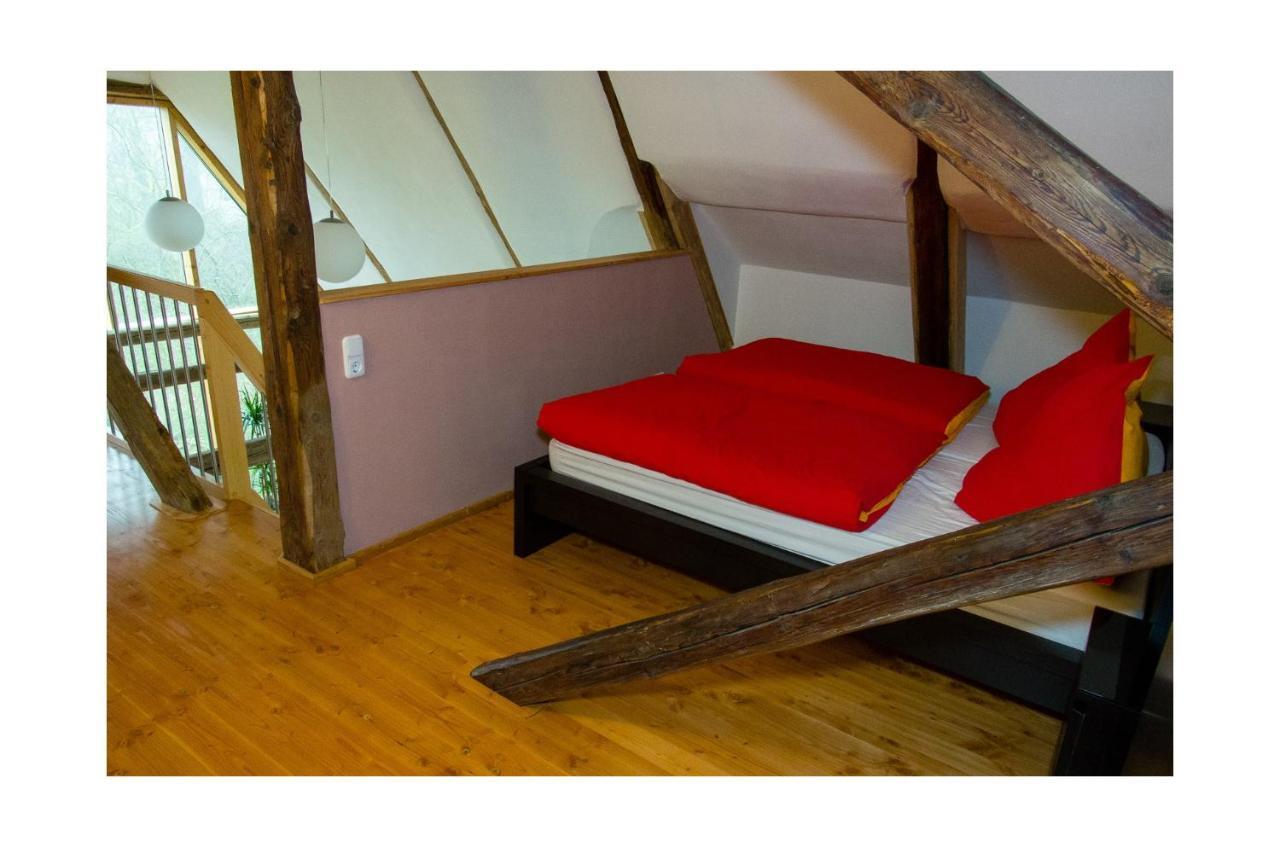 Gruensteinhof - Wohnung Rotstein Ebersbach-Neugersdorf Chambre photo
